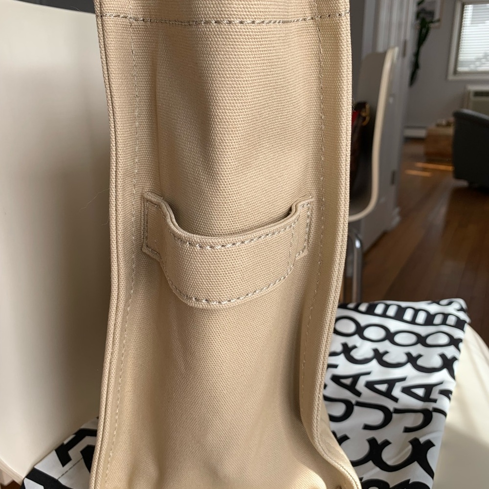 Marc Jacobs Beige Tote with Red and Yellow Accents - Picture 9 of 12